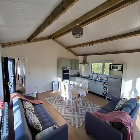 Countryside * Charlestown